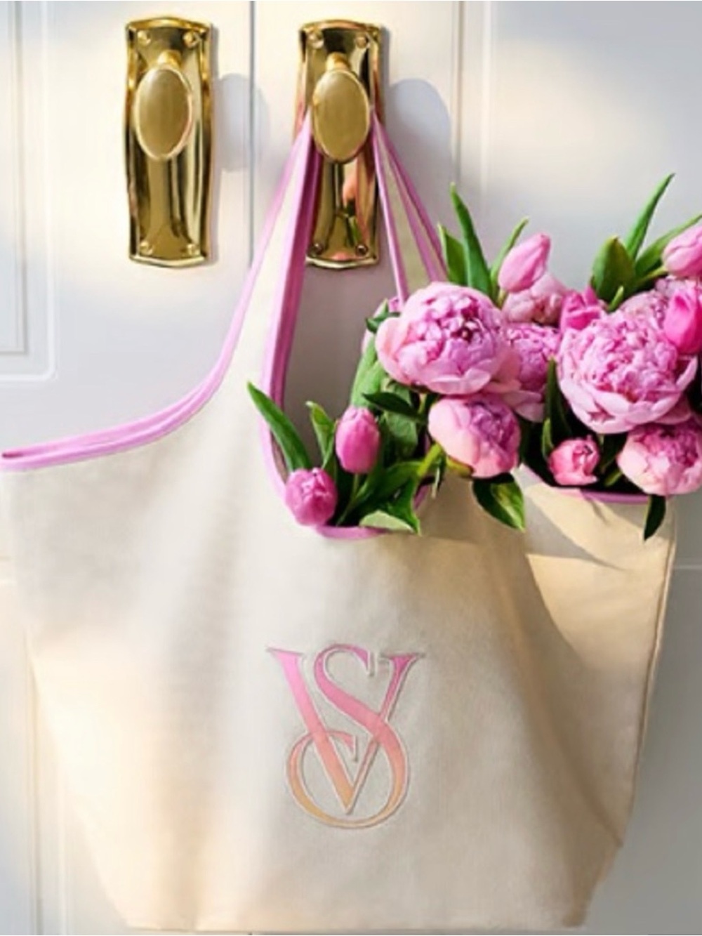New Victoria’s Secret ombré canvas tote bag